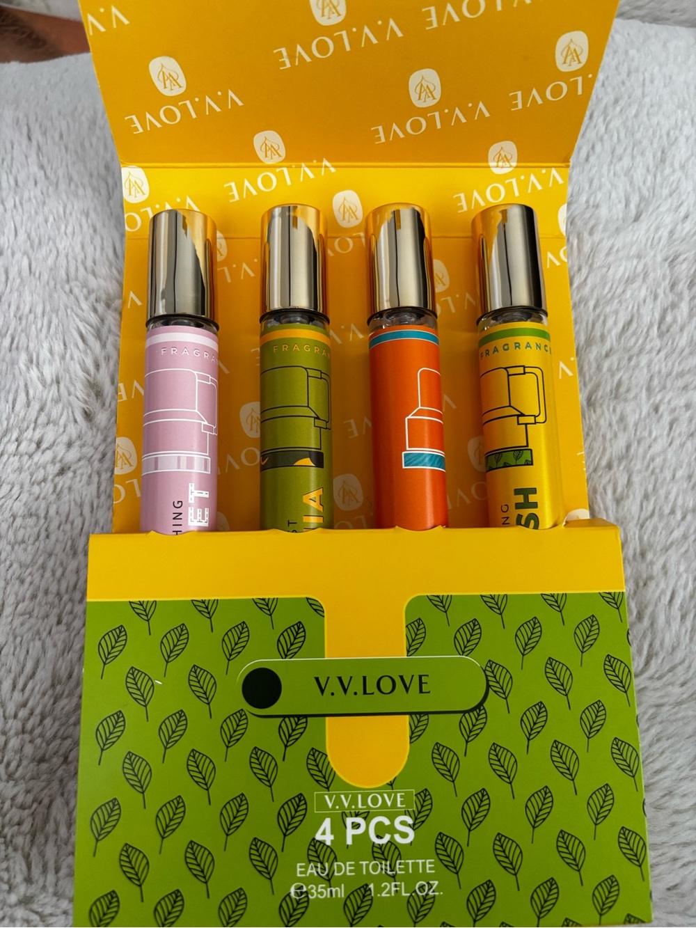 V.V.LOVE 4-Pack Mini Eau de Toilette Set - Pink, Green, Orange, Yellow